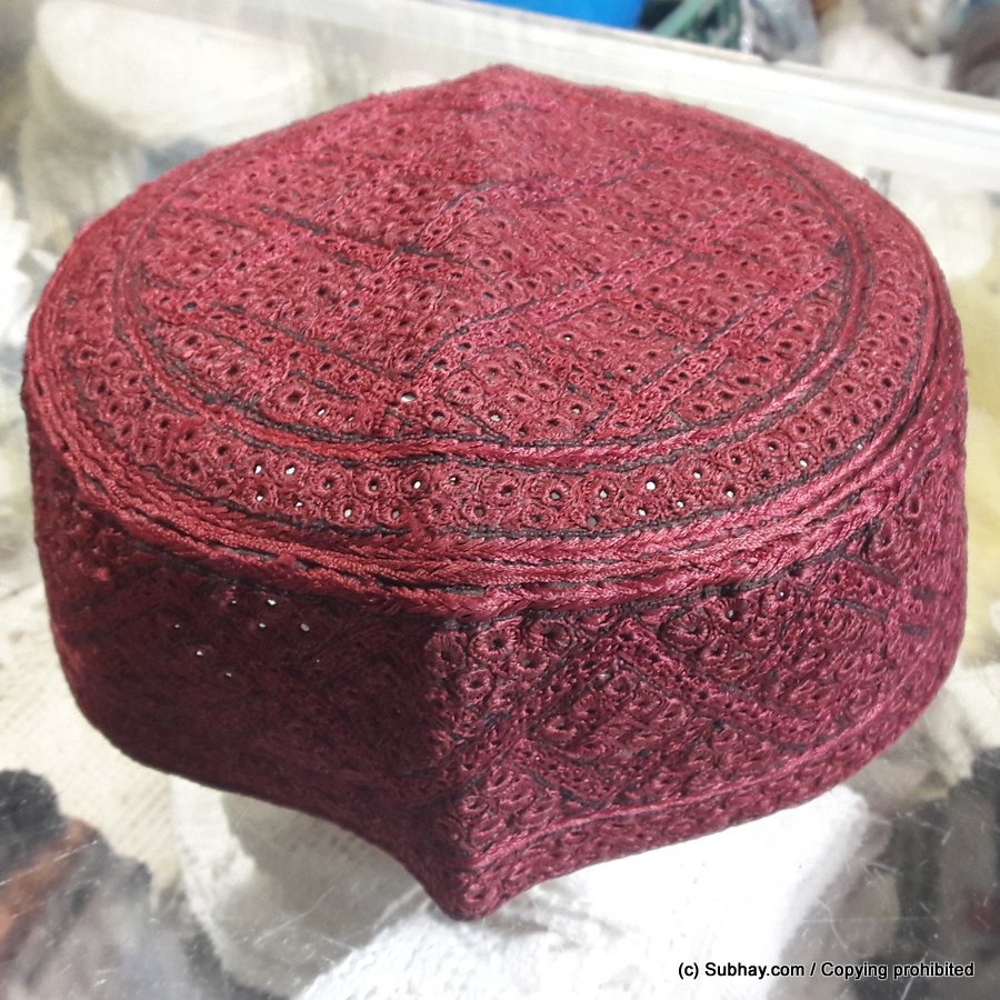 Maroon Nawabshahi Cap / Topi (Hand Made) MKC-439